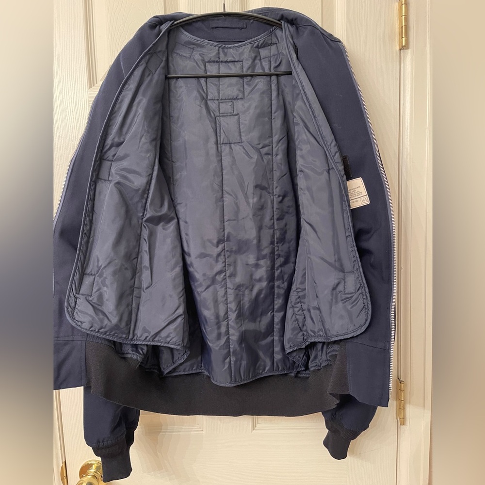 US Coast Guard DSCP Wings Bomber Jacket 46L Removable Liner Navy - Picture 4 of 9